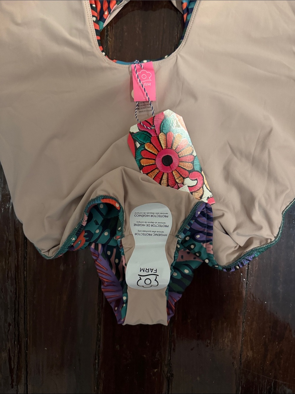 NWT Farm Rio one-piece Swimsuit Size L - Picture 4 of 10